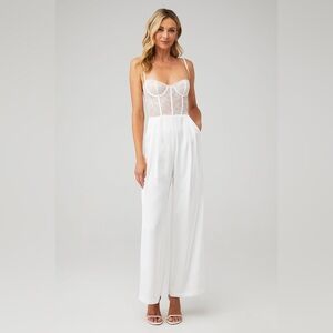 Katie May Tink Jumpsuit in Ivory white Size‎ Medium